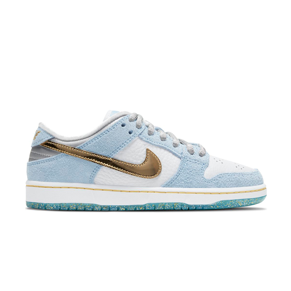 NIKE SB X SEAN CLIVER DUNK LOW PRO (PS) KIDS WHITE/METALLIC GOLD-PSYCHIC BLUE