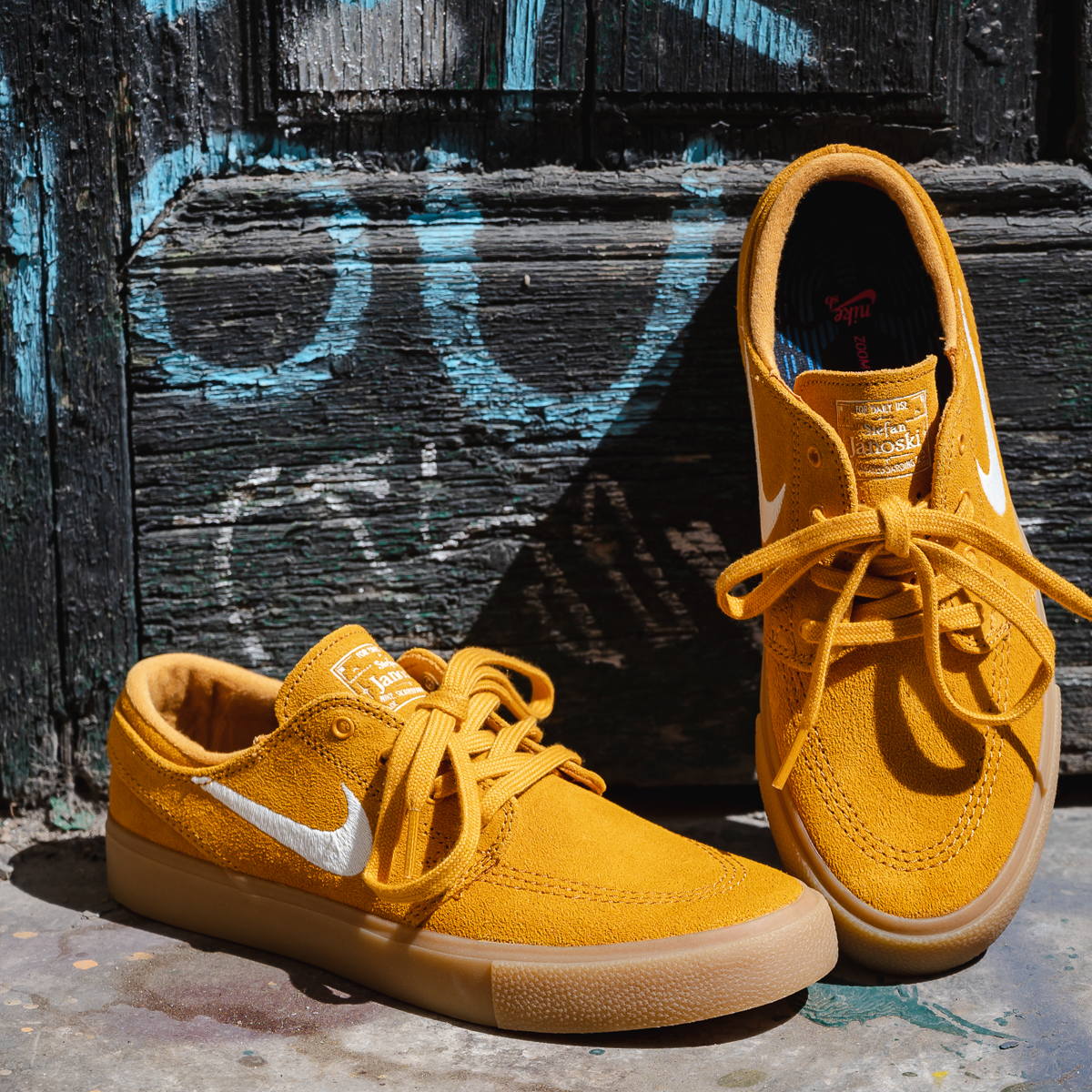 NIKE SB JANOSKI REMASTER CHUTNEY/GUM LIGHT BROWN | SHOES | Athens  Skateboardings Finest - colorskates.com