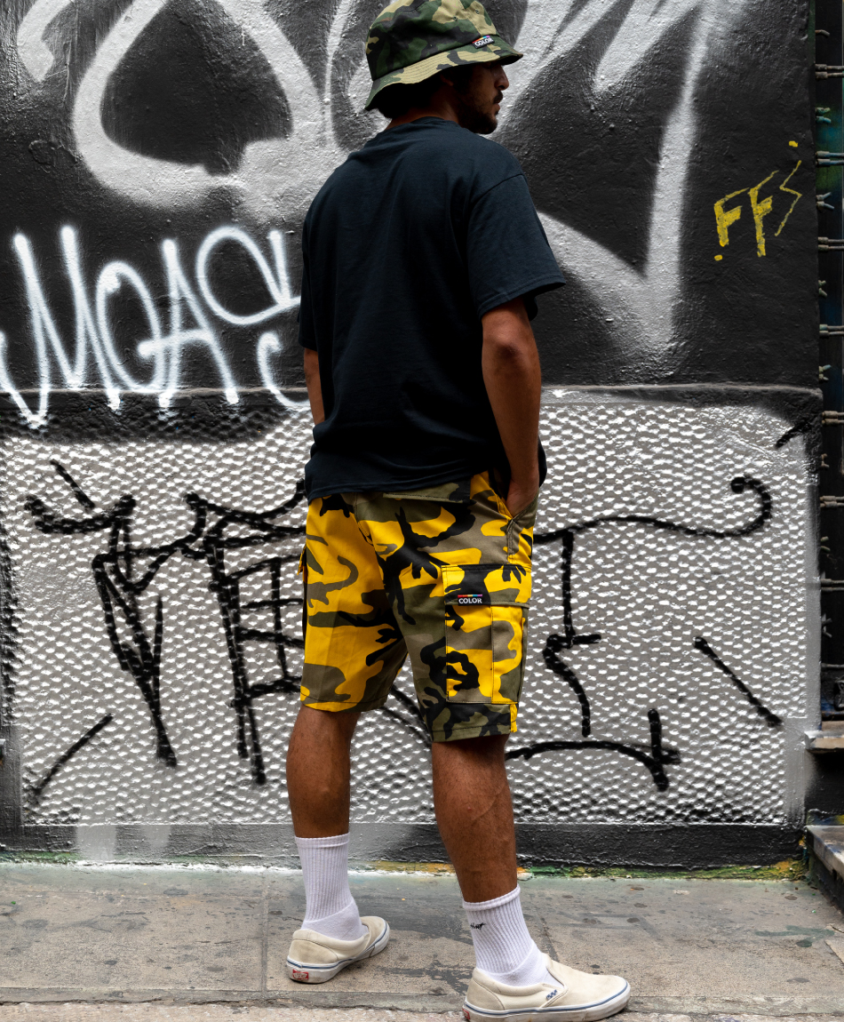 COLOR I-5 CARGO SHORT YELLOW CAMO