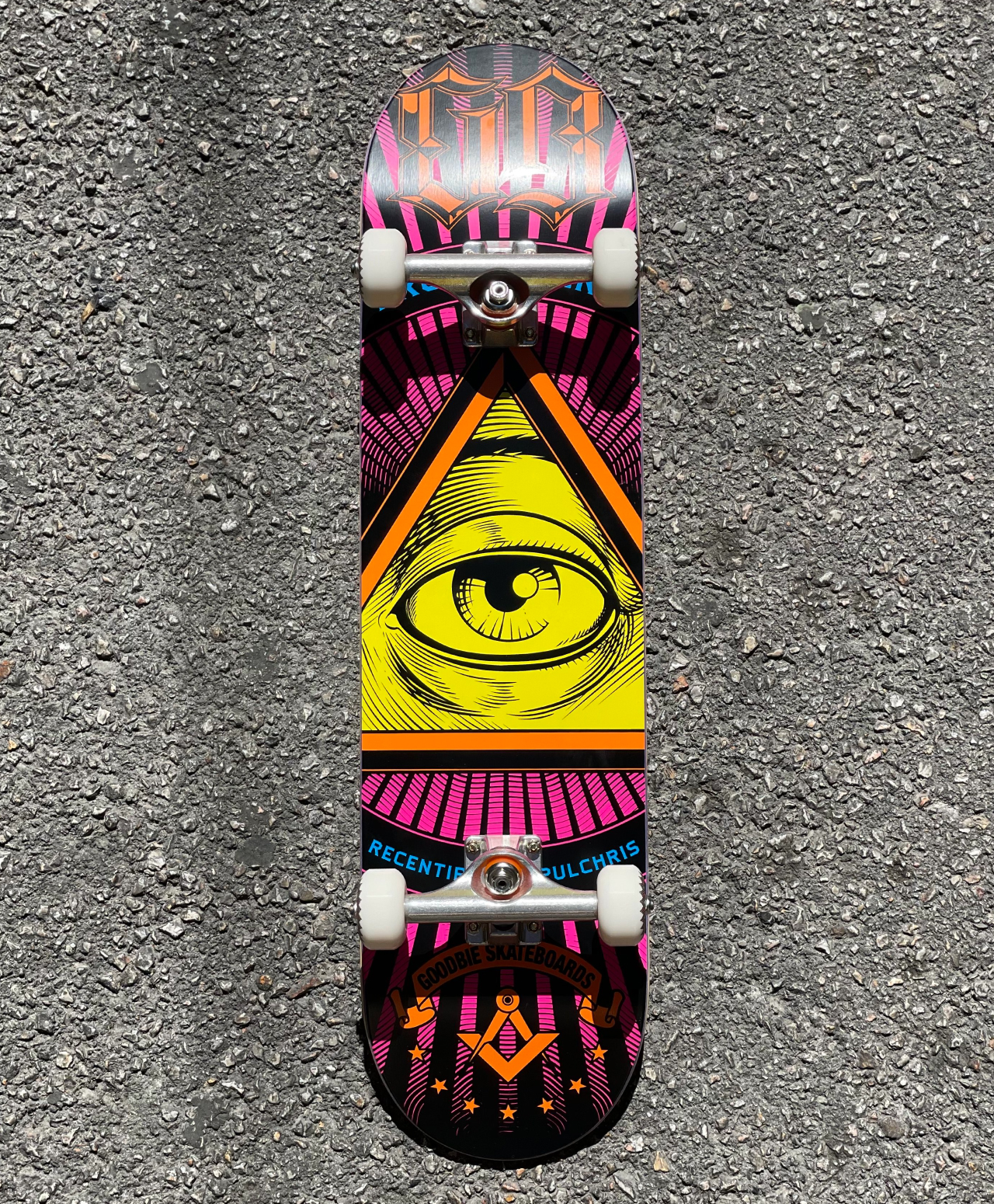 GOODBIE PREMIUM COMPLETE SKATEBOARD ILLUMINATI NEON