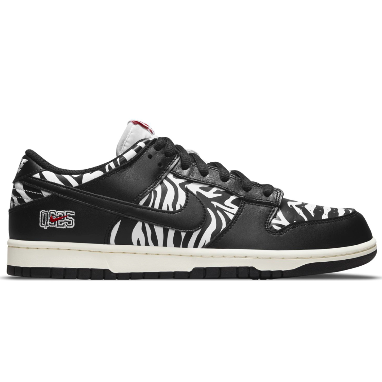 NIKE SB X QUARTERSNACKS DUNK LOW PRO ZEBRA BLACK/WHITE