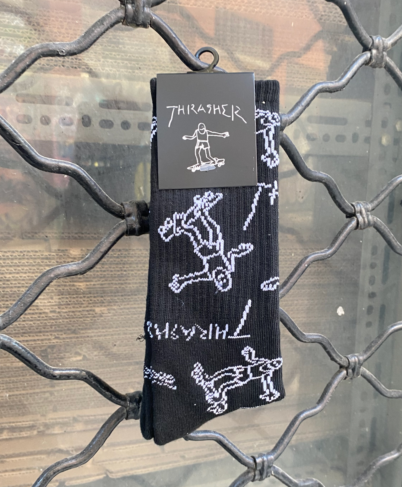 THRASHER GONZ LOGO CREW SOCKS BLACK