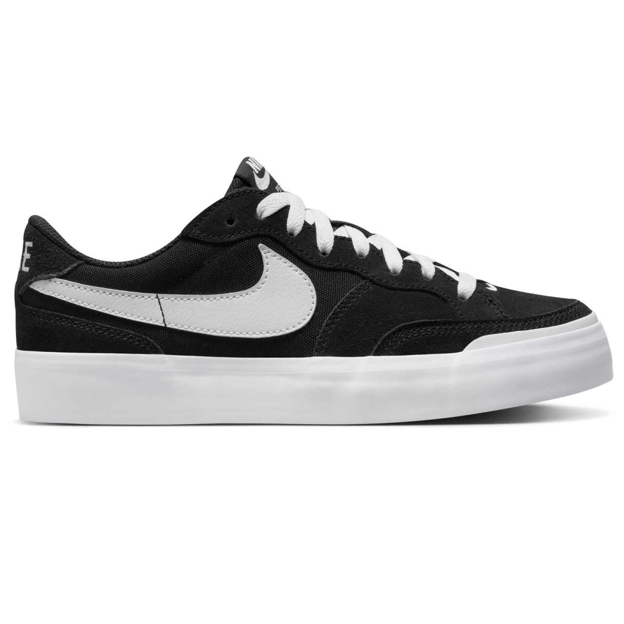 NIKE SB POGO PLUS PREMIUM BLACK/WHITE