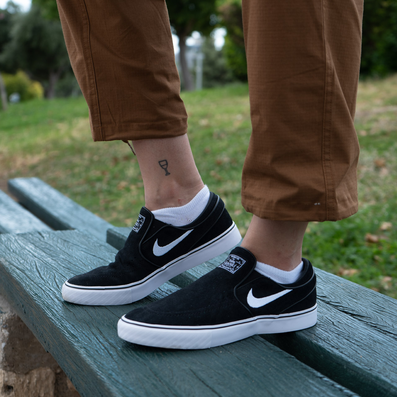 NIKE SB JANOSKI+ SLIP BLACK/WHITE-BLACK-BLACK | SHOES