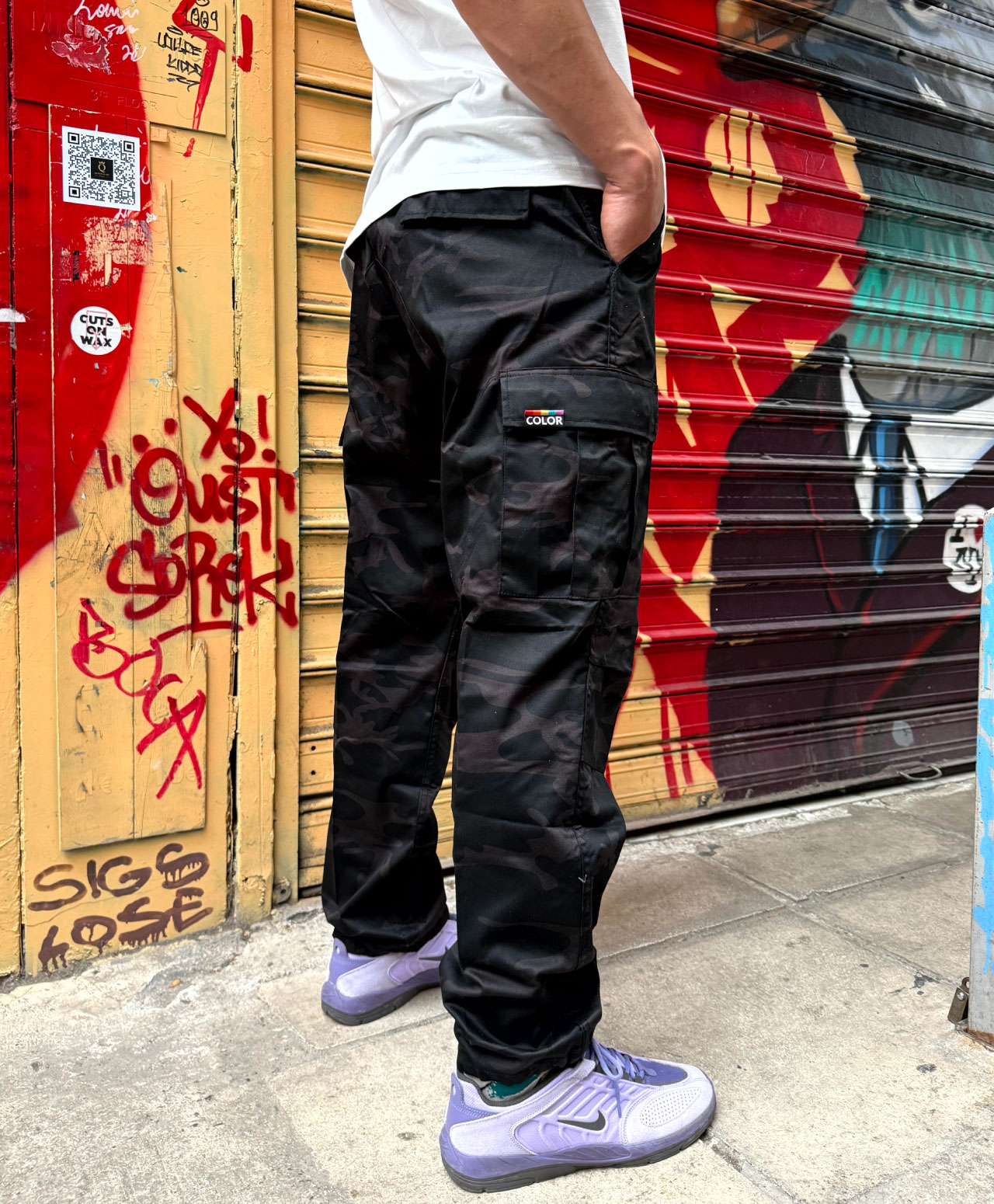COLOR I-5 CARGO PANTS STEALTH BLACK CAMO