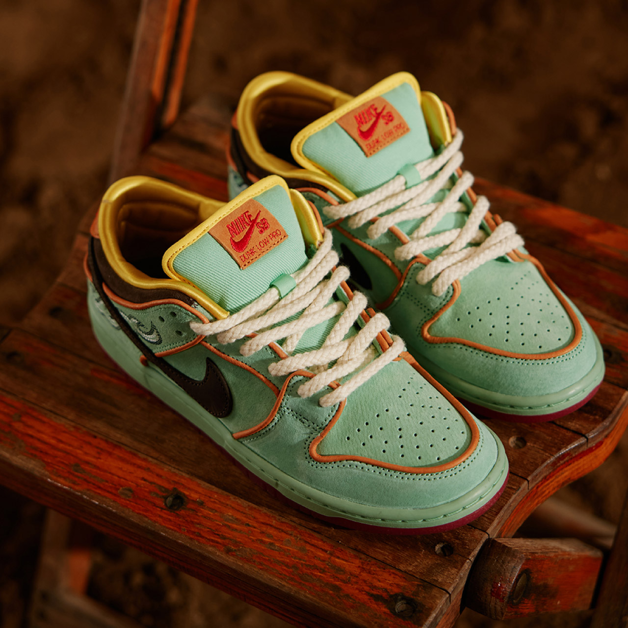 NIKE SB DUNK LOW PRO 'RODEO' TOURMALINE/BAROQUE BROWN-MONARCH