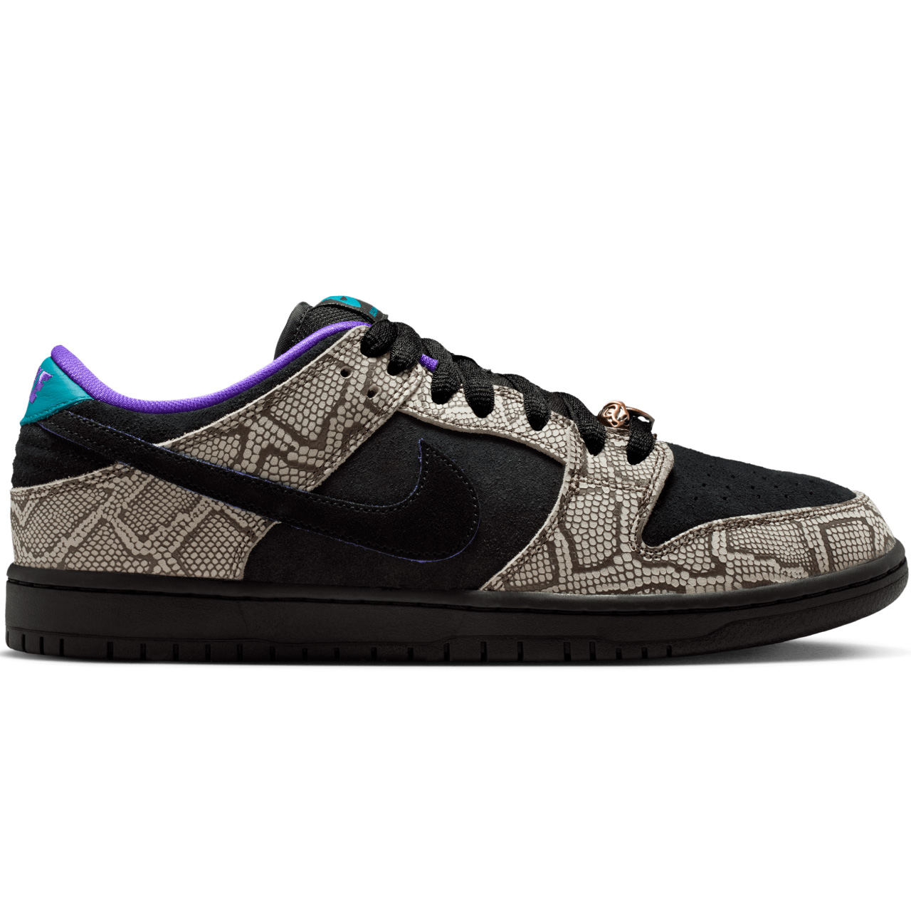 NIKE SB DUNK LOW PRO X DASHAWN JORDAN STRING/BLACK-BRIGHT SPRUCE-FIERCE PURPLE