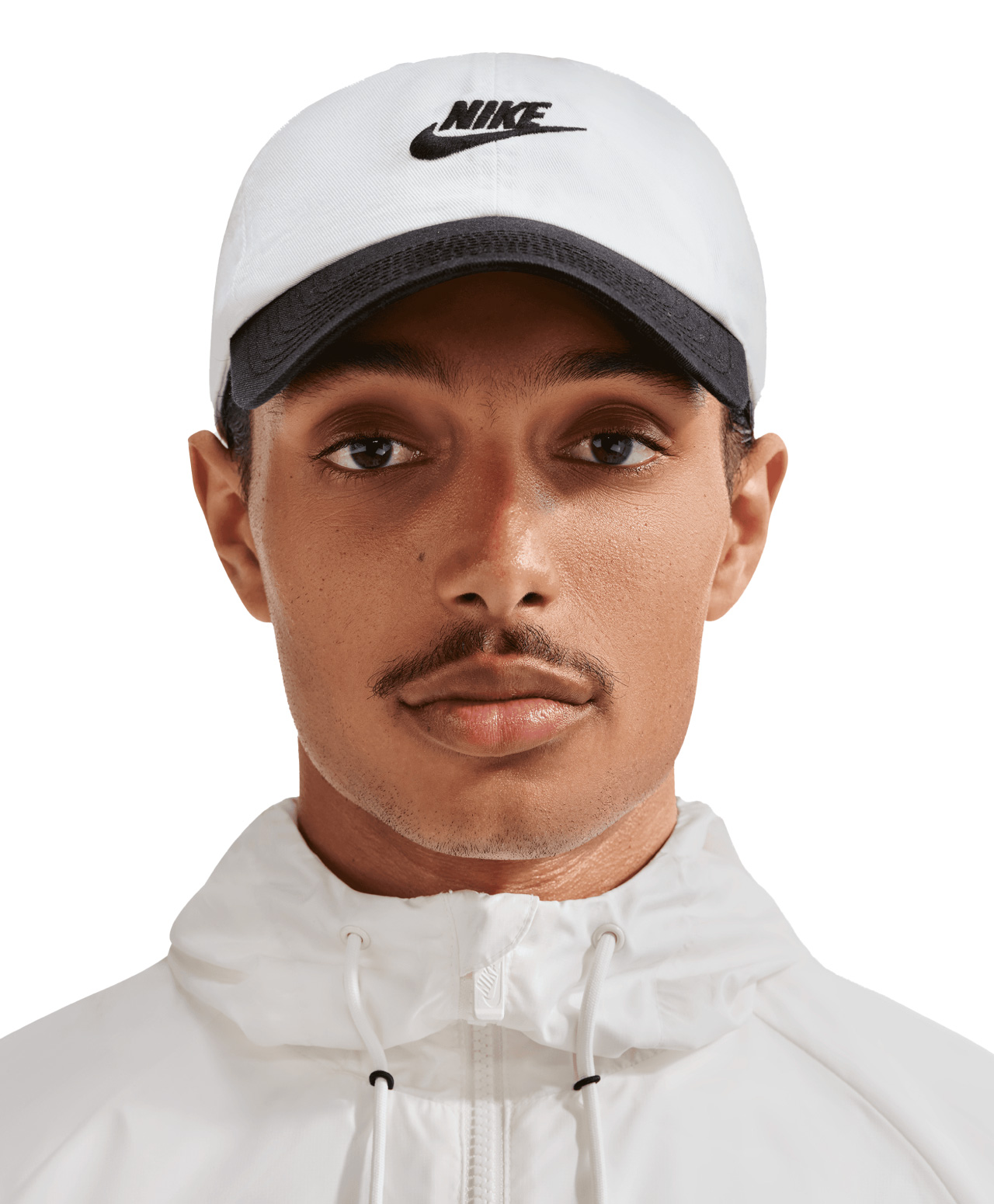 NIKE CLUB UNSTRUCTURED FUTURA WASH CAP WHITE/BLACK