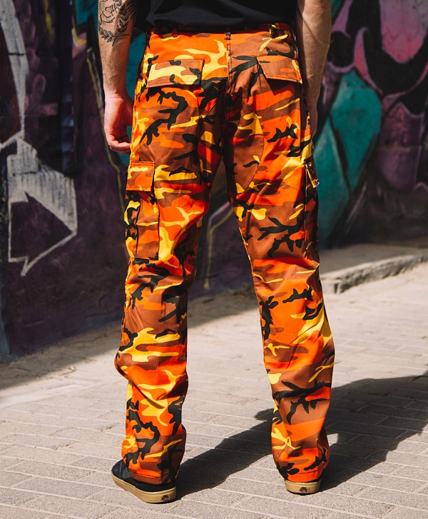 COLOR I-5 CARGO PANTS ORANGE CAMO