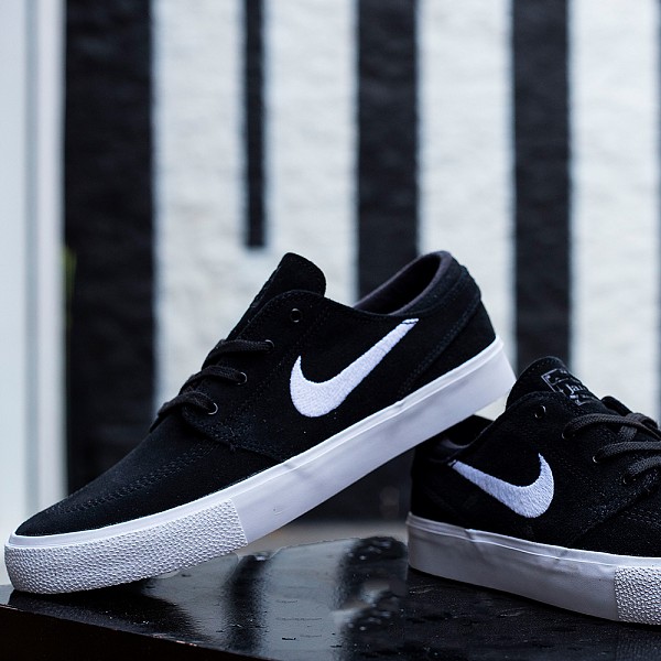 NIKE SB JANOSKI REMASTERED BLACK/WHITE-THUNDER GREY
