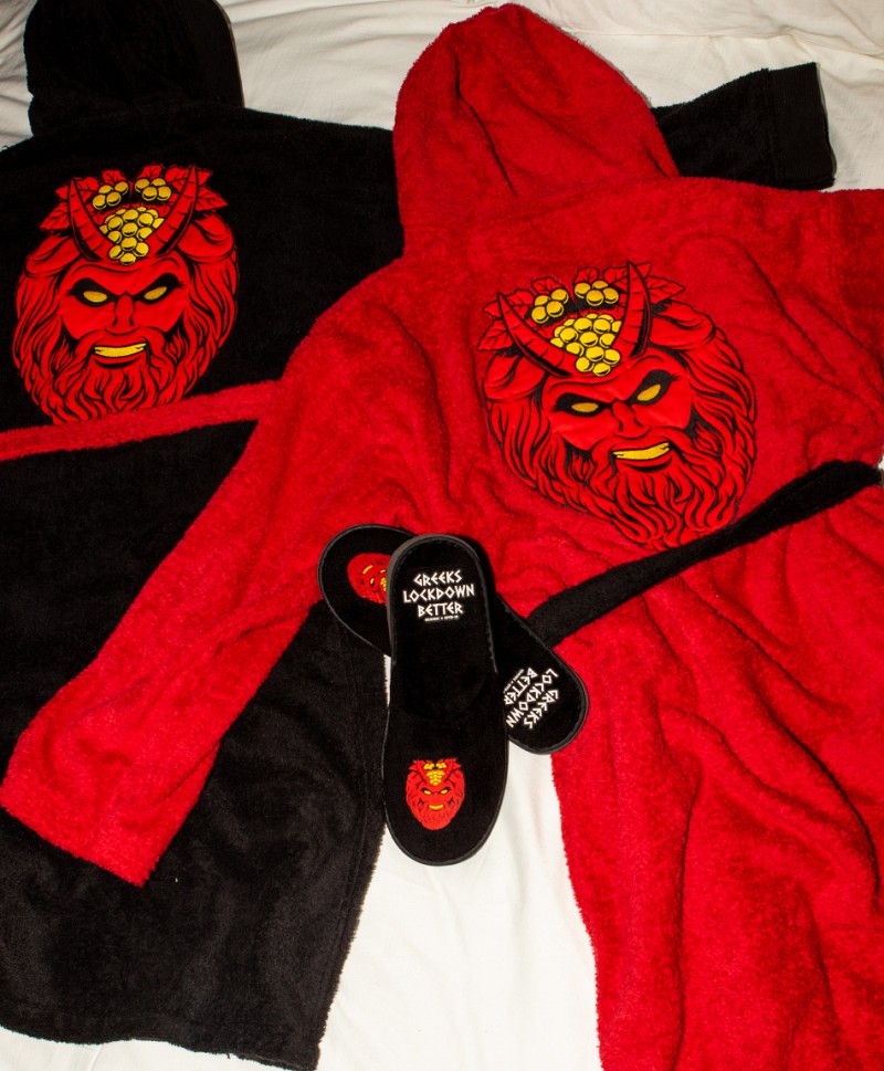 GOODBIE GREEKS LOCKDOWN BETTER HOODED BATH ROBE RED