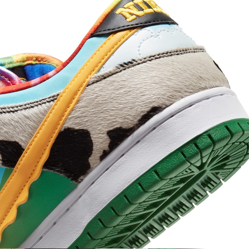 NIKE SB X BEN & JERRYS DUNK LOW CHUNKY DUNKY WHITE/UNIVERSITY GOLD/LAGOON PULSE/BLACK