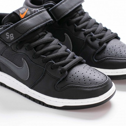 nike high skate shoes