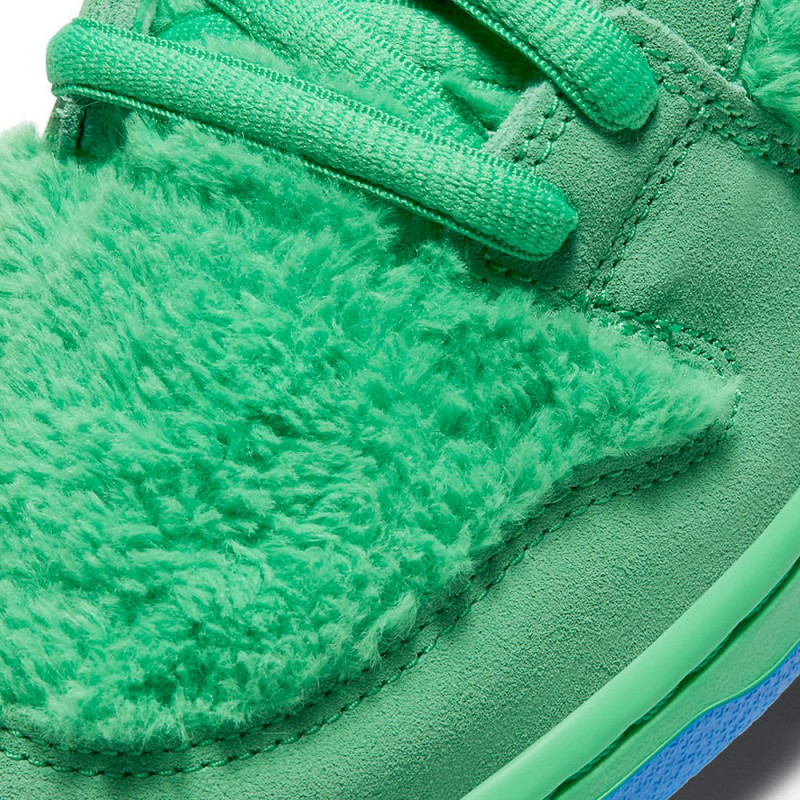 NIKE SB X GRATEFUL DEAD BEARS DUNK LOW GREEN SPARK/SOAR