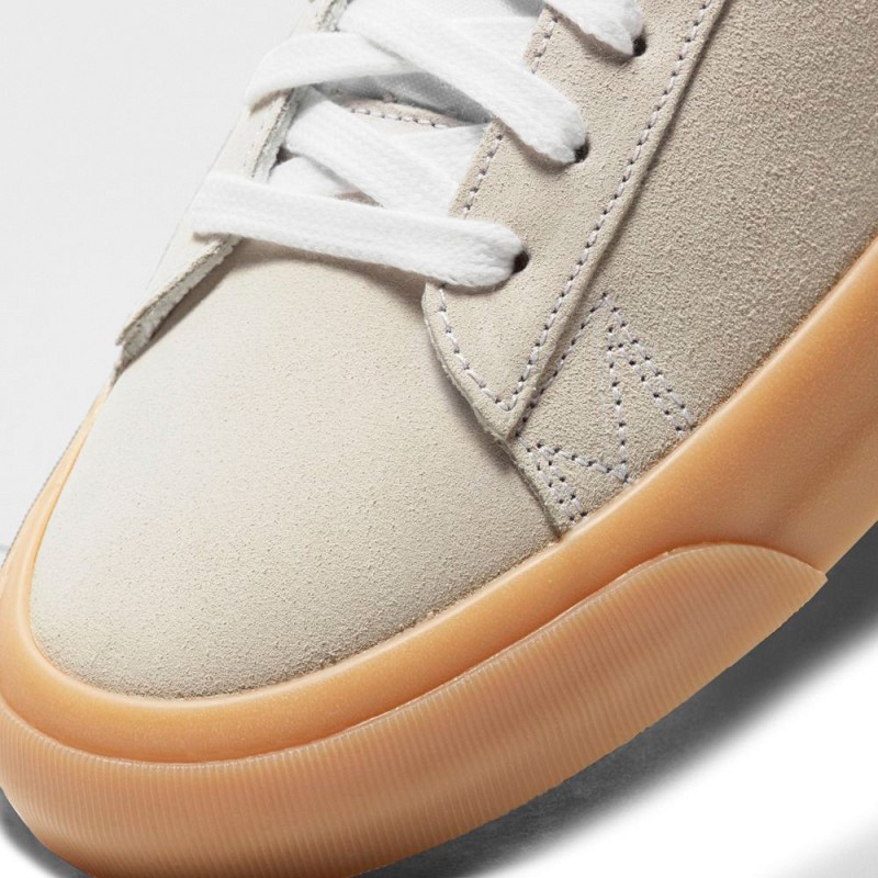NIKE SB BLAZER LOW PRO GT WHITE/BLACK/GUM