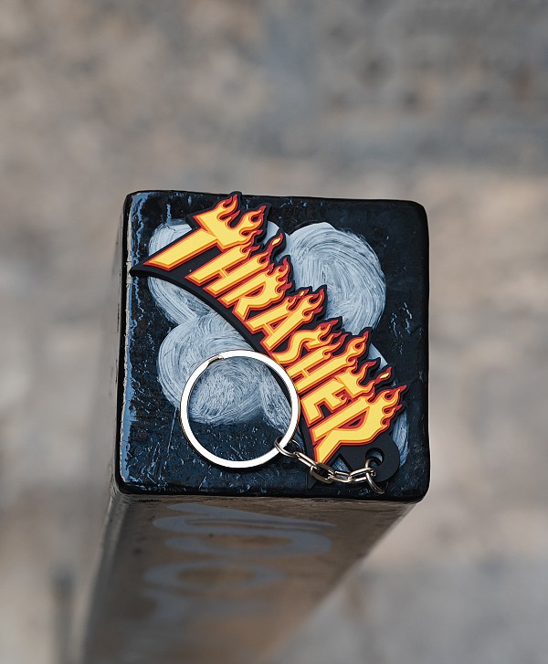THRASHER FLAME LOGO KEYCHAIN