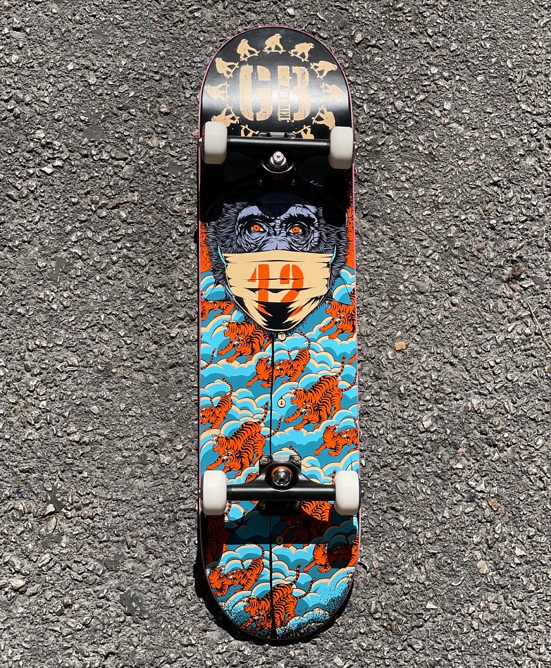 GOODBIE PREMIUM COMPLETE SKATEBOARD 12 VIRAL YEARS