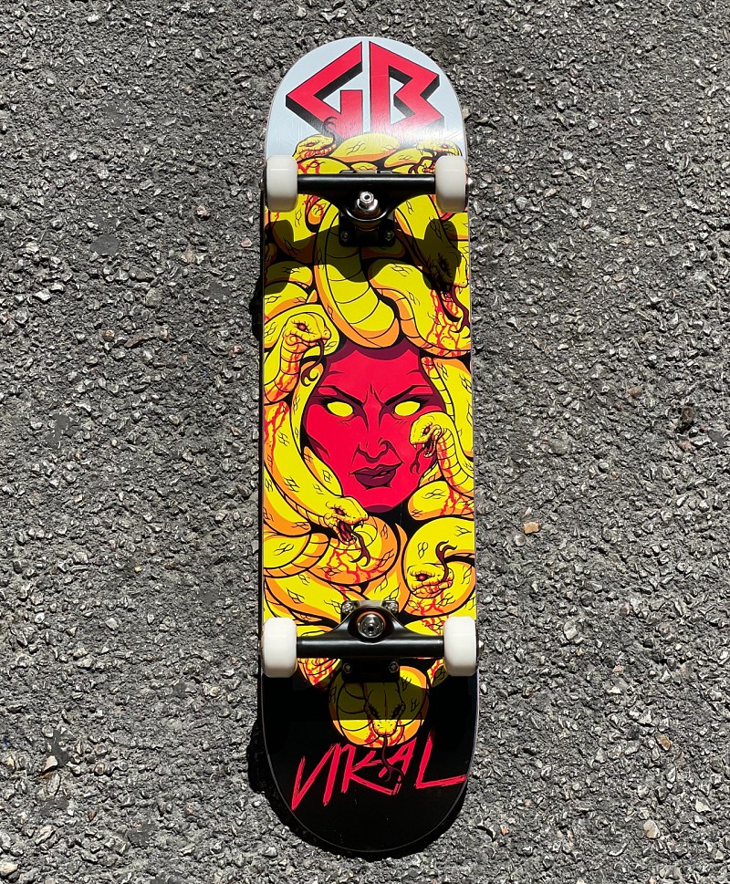GOODBIE PREMIUM COMPLETE SKATEBOARD MEDUSA 2.0