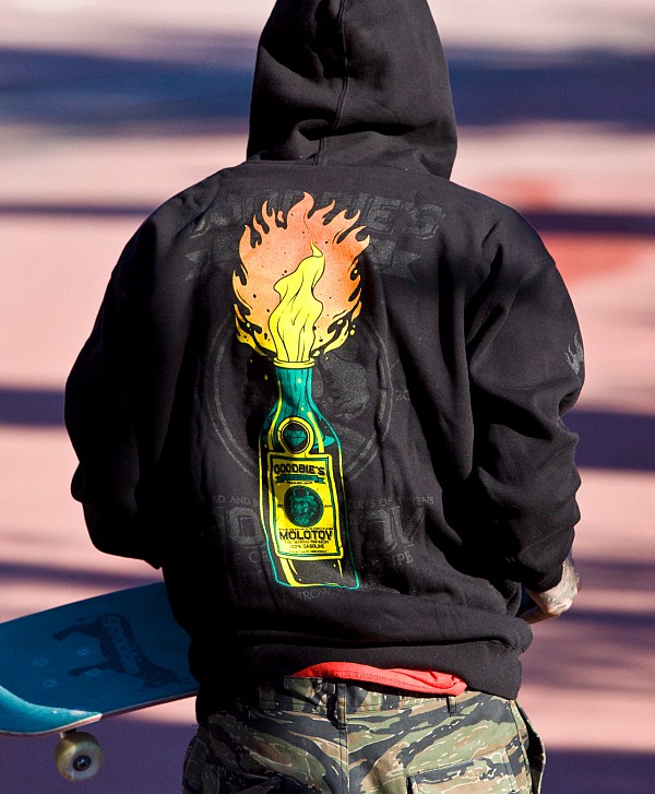 GOODBIE RIOT LIQUOR PREMIUM HOOD BLACK