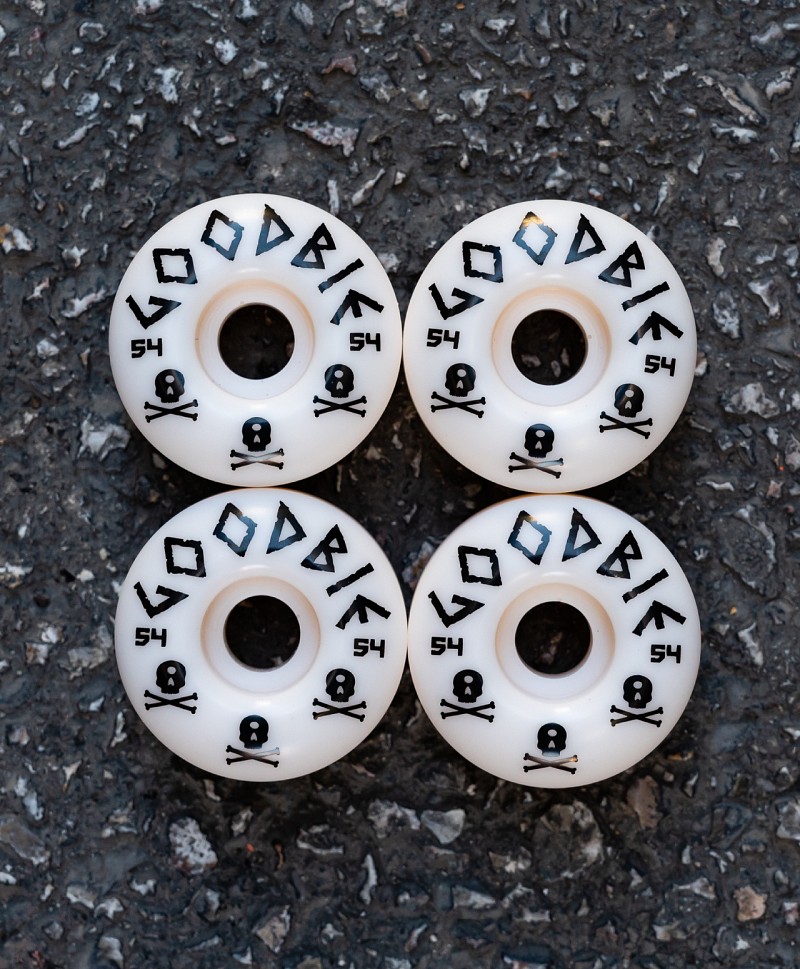 GOODBIE SKULLS WHEELS 54mm WHITE