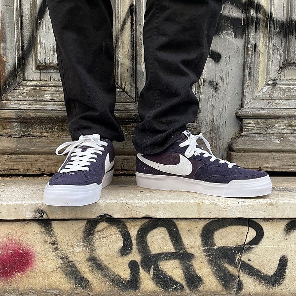 NIKE SB POGO PLUS CAVE PURPLE/WHITE