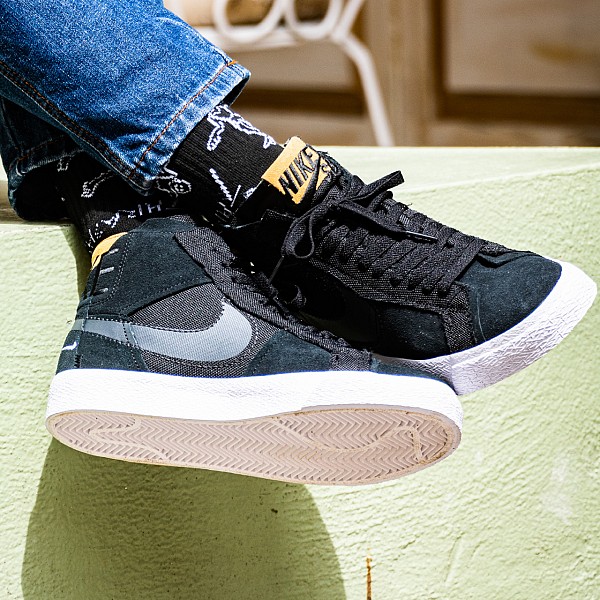 NIKE SB BLAZER MID PREMIUM BLACK/WHITE/ANTHRACITE
