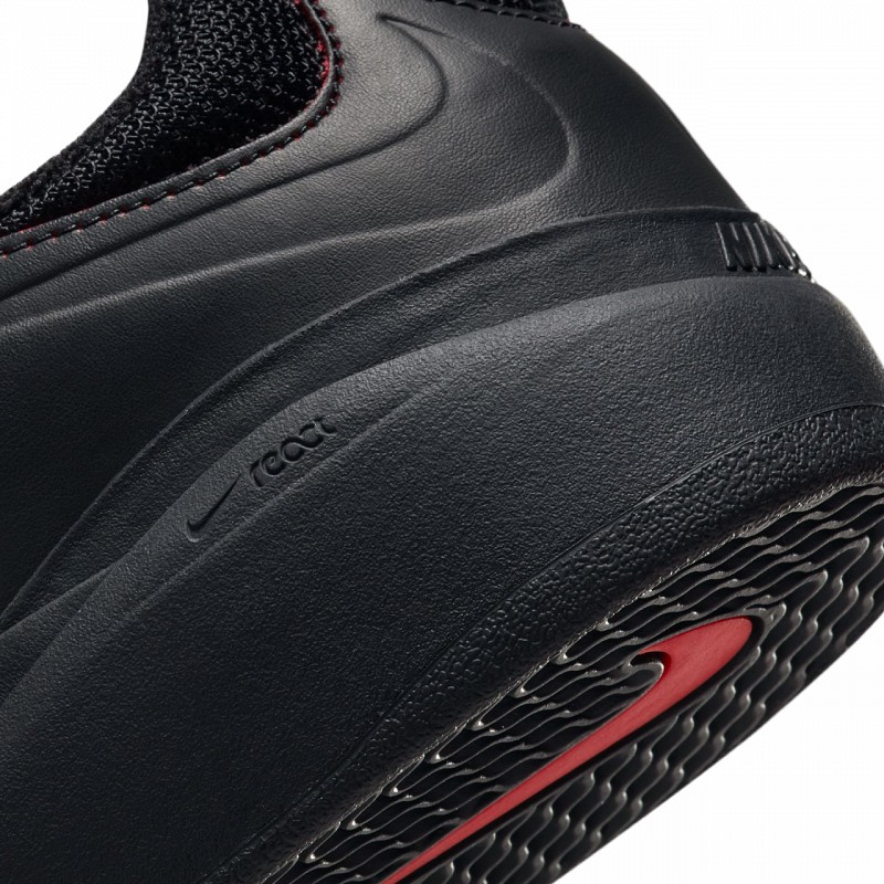 NIKE SB ISHOD WAIR PREMIUM BLACK/UNIVERSITY RED-BLACK-BLACK