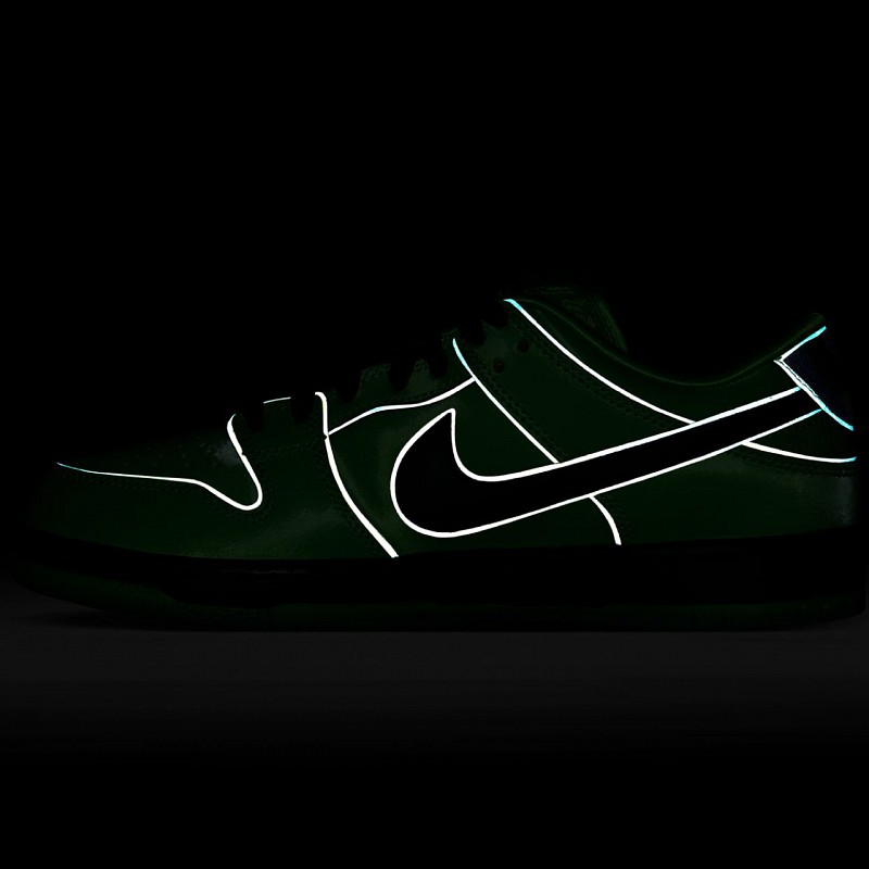 NIKE SB X THE POWERPUFF GIRLS DUNK LOW BUTTERCUP MEAN GREEN