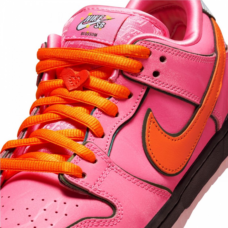 NIKE SB X THE POWERPUFF GIRLS DUNK LOW BLOSSOM LOTUS PINK