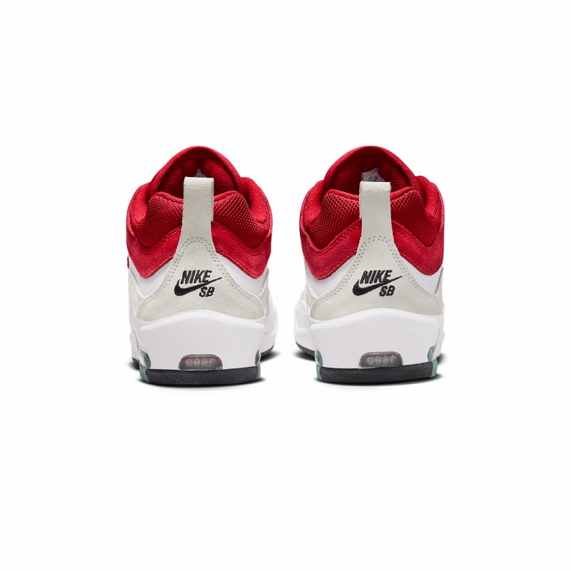 nike axis red