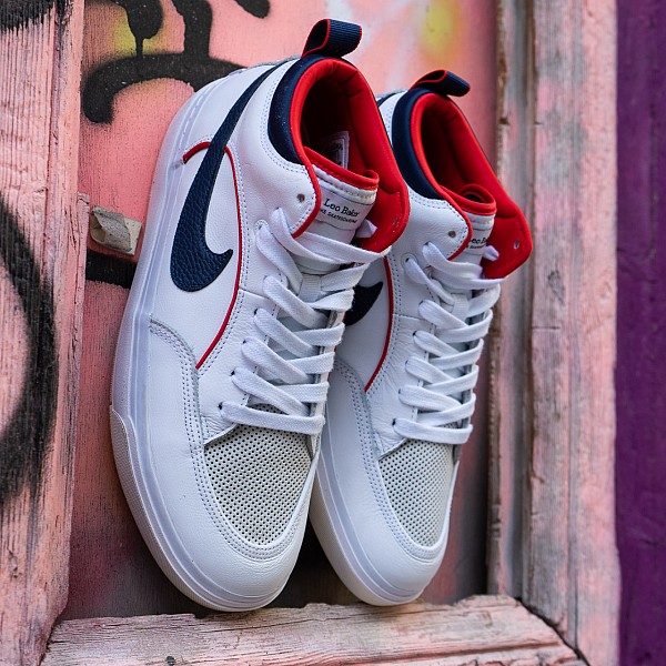 NIKE SB REACT LEO BAKER PRM WHITE/MIDNIGHT NAVY/UNIVERSITY RED