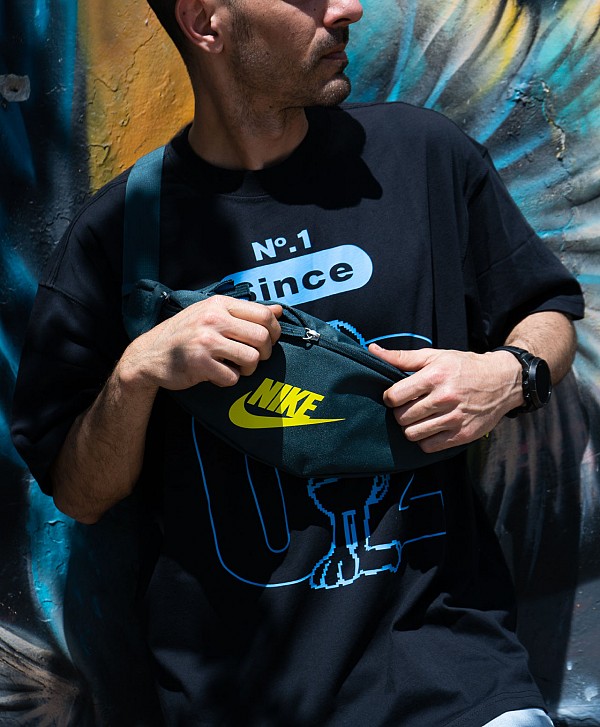 NIKE HERITAGE WAISTPACK DEEP JUNGLE/HIGH VOLTAGE