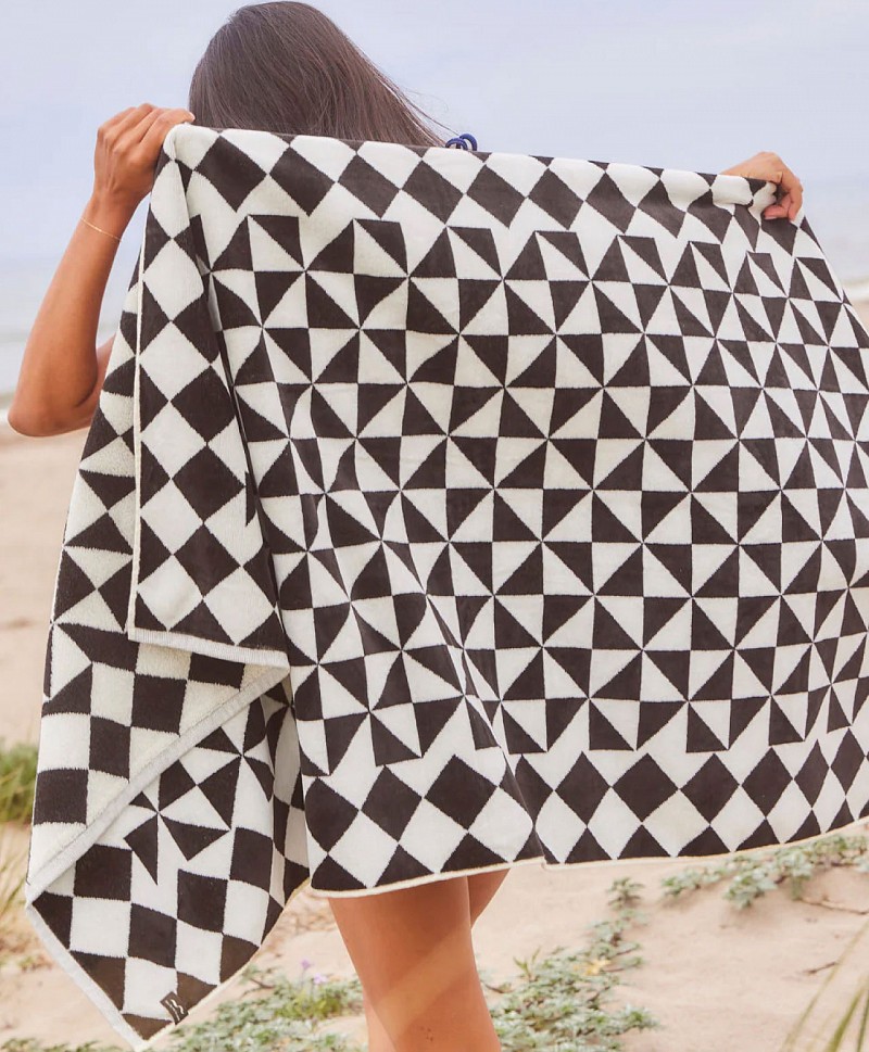 SLOWTIDE GATSBY PREMIUM WOVEN TOWEL BLACK