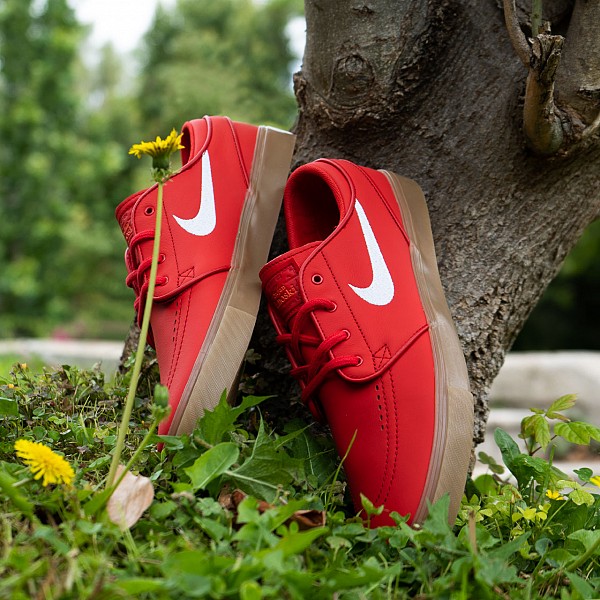 NIKE SB JANOSKI OG+ UNIVERSITY RED/WHITE-UNIVERSITY RED