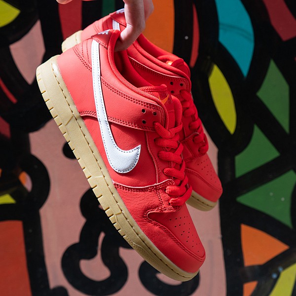 NIKE SB DUNK LOW PRO UNIVERSITY RED/WHITE-UNIVERSITY RED