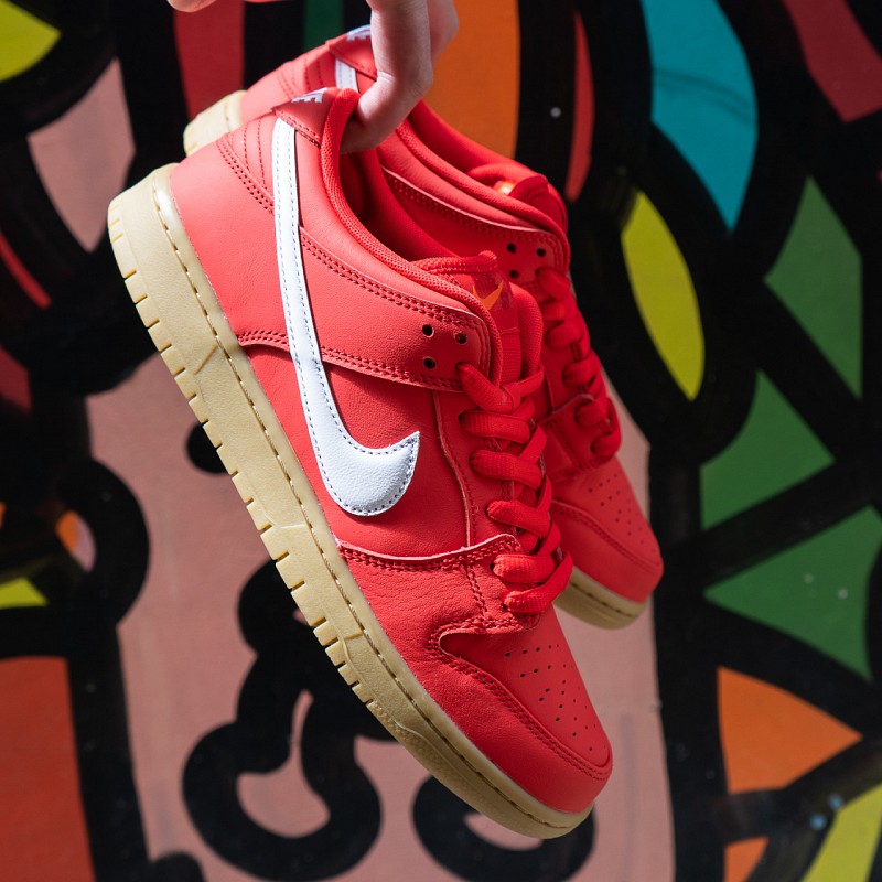 NIKE SB DUNK LOW PRO UNIVERSITY RED/WHITE-UNIVERSITY RED