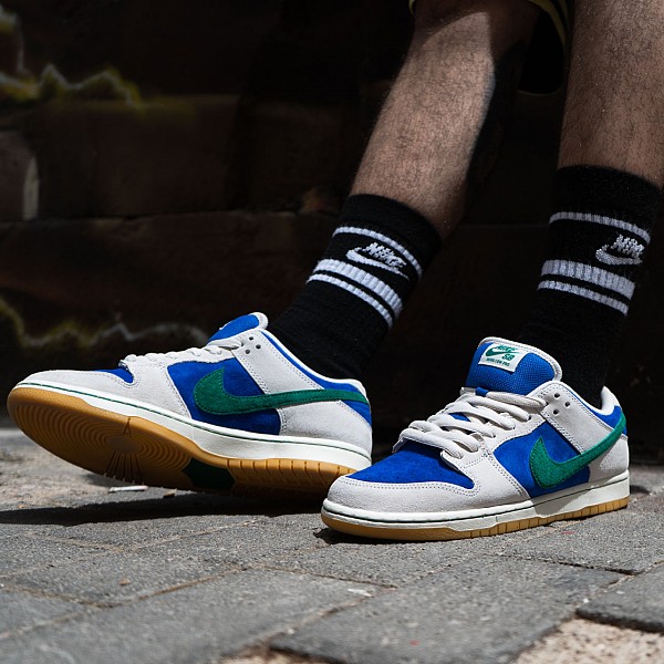NIKE SB DUNK LOW PRO PHANTOM/MALACHITE-HYPER ROYAL