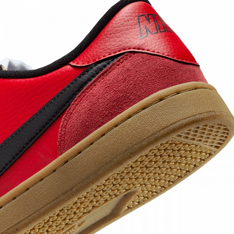 nike sb solarsoft red