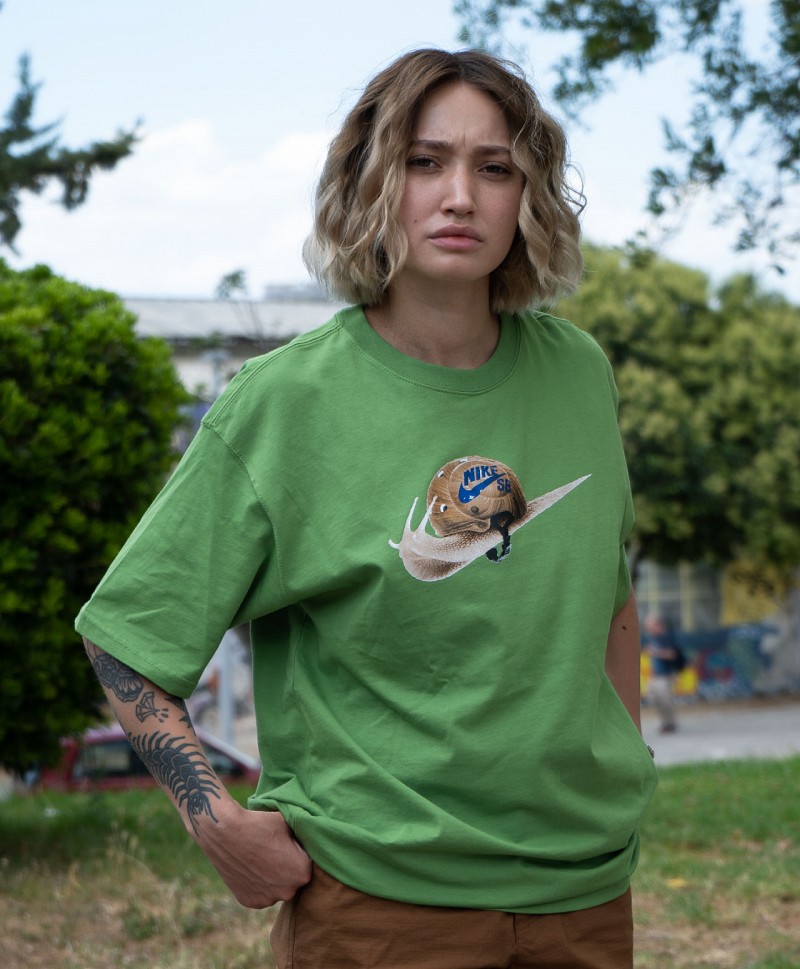 NIKE SB MAX 90 REPUBLIQUE TEE CHLOROPHYLL