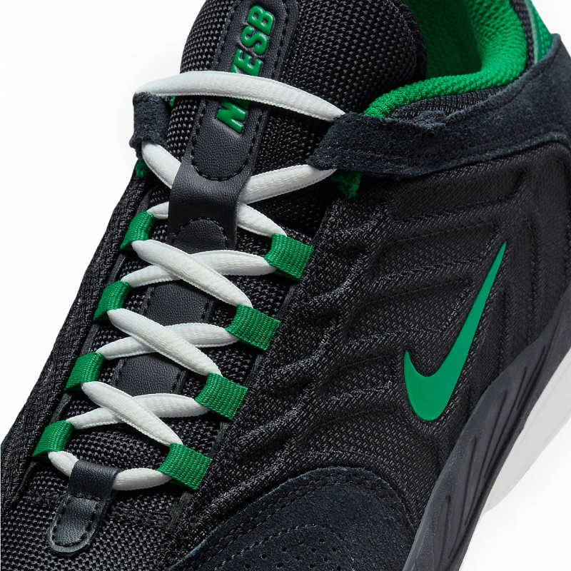 NIKE SB VERTEBRAE BLACK/MALACHITE-BLACK-SUMMIT WHITE
