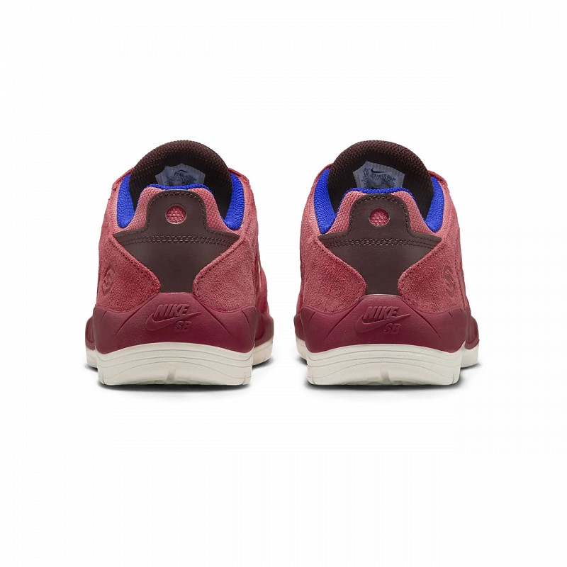 NIKE SB VERTEBRAE ADOBE/MELON TINT-EARTH-NOBLE RED