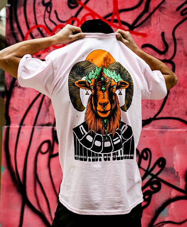 GOODBIE G.O.A.T GOAT TEE LIGHT PINK