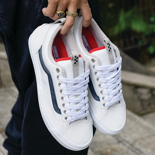 VANS SKATE OLD SKOOL 36+ ANTIQUE WHITE/BLACK