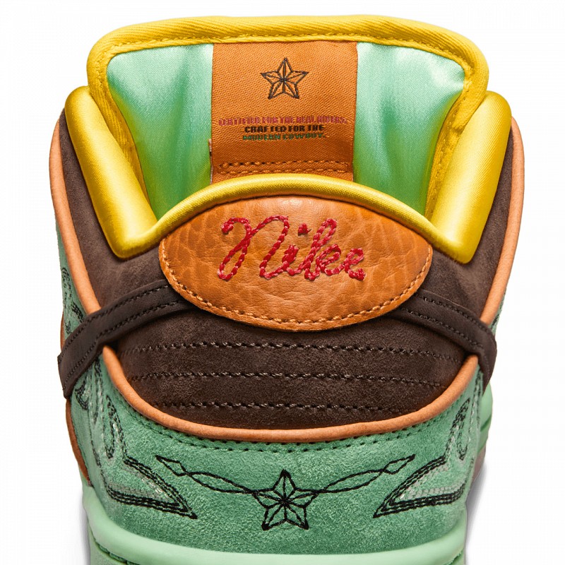 NIKE SB DUNK LOW PRO RODEO TOURMALINE/BAROQUE BROWN-MONARCH