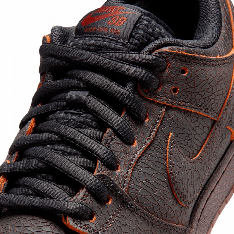 NIKE SB DUNK LOW PRO KRAMPUS DARK SMOKE GREY/CAMPFIRE ORANGE-BLACK