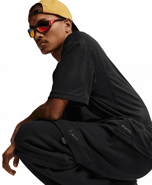 NIKE SB ISHOD CARGO SWEATPANT BLACK