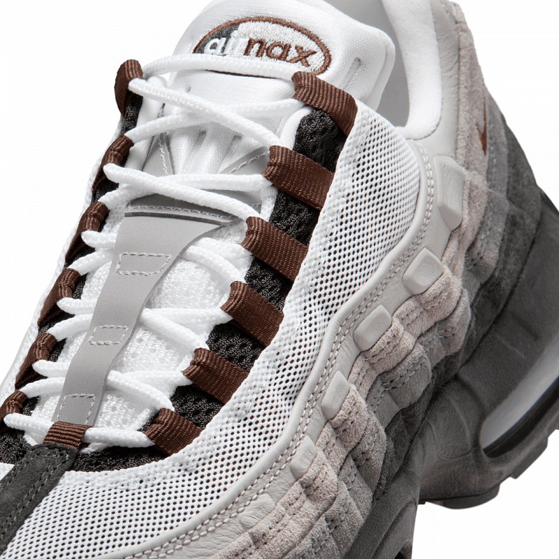 NIKE SB AIR MAX 95 BLACK/CACAO WOW-ANTHRACITE-LIGHT GRAPHITE