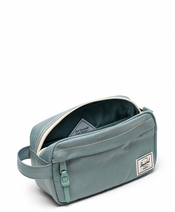 HERSCHEL CHAPTER TRAVEL KIT SMALL TRELLIS