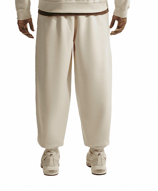 NIKE LIFE SOLO SWOOSH CUFFED FLEECE PANTS COCONUT MILK/WHITE