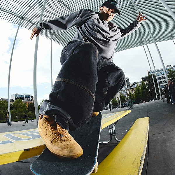 NIKE SB AIR FORCE 1 LOW FLAX/BLACK-GUM-LIGHT BROWN
